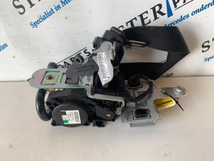 Używane Pas bezpieczenstwa prawy przód Mercedes E (C207) E-350 CDI V6 24V Cena € 145,00 Procedura marży oferowane przez Sterparts Mercedes specialist