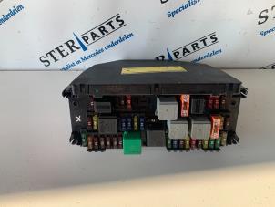 Usados Komfortmodul Mercedes E (C207) E-350 CDI V6 24V Precio € 145,00 Norma de margen ofrecido por Sterparts Mercedes specialist