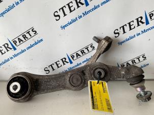 Begagnade Främre gaffelben, höger Mercedes C Estate (S205) C-220 CDI BlueTEC, C-220 d 2.2 16V Pris € 54,95 Marginaltabell erbjuds av Sterparts Mercedes specialist