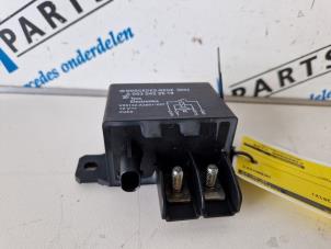 Begagnade Relä Mercedes C Estate (S204) 2.2 C-180 CDI 16V BlueEFFICIENCY Pris € 14,95 Marginaltabell erbjuds av Sterparts Mercedes specialist