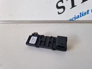 Gebruikte Sensor Temperatuur binnen Mercedes C Estate (S204) 2.2 C-180 CDI 16V BlueEFFICIENCY Prijs € 12,50 Margeregeling aangeboden door Sterparts Mercedes specialist