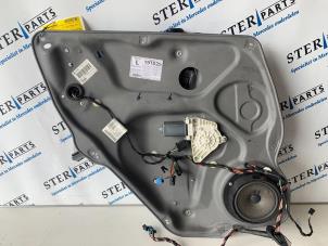 Begagnade Fönstermekanism, 2-dörrars, vänster bak Mercedes B (W245) 1.7 B-170 16V Pris € 24,95 Marginaltabell erbjuds av Sterparts Mercedes specialist