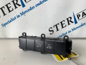 Begagnade Modul (diverse) Mercedes A (W169) 1.5 A-150 Pris € 24,95 Marginaltabell erbjuds av Sterparts Mercedes specialist