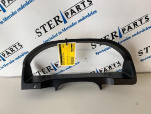 Gebruikte Kilometerteller sierlijst Mercedes C Estate (S204) 3.0 C-320 CDI V6 24V 4-Matic Prijs € 15,00 Margeregeling aangeboden door Sterparts Mercedes specialist