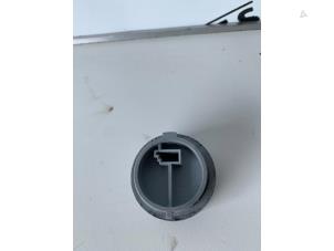 Gebruikte Sensor (overige) Mercedes C Estate (S204) 3.0 C-320 CDI V6 24V 4-Matic Prijs € 14,95 Margeregeling aangeboden door Sterparts Mercedes specialist