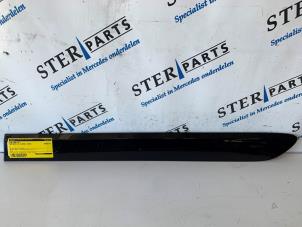 Begagnade Dörrstripe Mercedes ML II (164/4JG) 3.0 ML-280 CDI 4-Matic V6 24V Pris € 24,95 Marginaltabell erbjuds av Sterparts Mercedes specialist