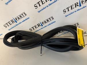 Begagnade Dörrtätning, 4-dörrars, vänster bak Mercedes A (W169) 1.7 A-170 Pris € 19,95 Marginaltabell erbjuds av Sterparts Mercedes specialist