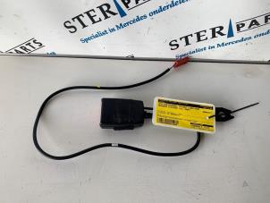 Begagnade Främre bältesspänne, vänster Mercedes B (W245) 2.0 B-200 16V Turbo Pris € 14,95 Marginaltabell erbjuds av Sterparts Mercedes specialist