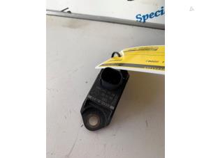 Gebruikte Sensor Snelheid Mercedes R (W251) 3.0 320 CDI 24V 4-Matic Prijs € 29,95 Margeregeling aangeboden door Sterparts Mercedes specialist