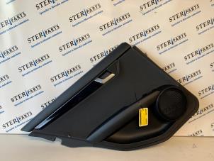 Gebruikte Portierbekleding 4Deurs links-achter Mercedes C Estate (S204) 2.2 C-180 CDI 16V BlueEFFICIENCY Prijs € 50,00 Margeregeling aangeboden door Sterparts Mercedes specialist