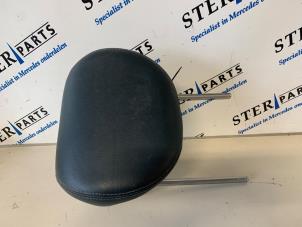 Begagnade Nackstöd Mercedes SL (R230) 5.0 SL-500 V8 24V Pris € 74,50 Marginaltabell erbjuds av Sterparts Mercedes specialist