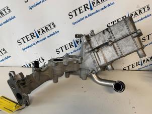 Używane Rura EGR Mercedes C Estate (S204) 2.2 C-200 CDI 16V . Cena € 74,00 Procedura marży oferowane przez Sterparts Mercedes specialist