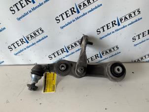 Begagnade Främre gaffelben, höger Mercedes C Estate (S205) C-220 CDI BlueTEC, C-220 d 2.2 16V Pris € 54,95 Marginaltabell erbjuds av Sterparts Mercedes specialist