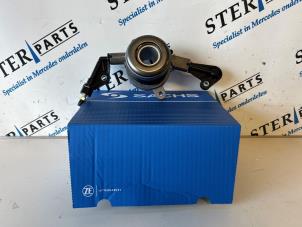 Nieuwe Druklager Mercedes Sprinter 3,5t (906.73) 316 CDI 16V Prijs € 108,30 Inclusief btw aangeboden door Sterparts Mercedes specialist