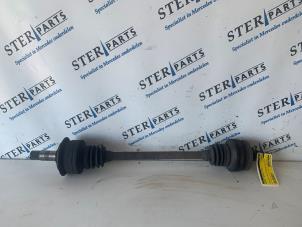 Gebruikte Aandrijfas rechts-achter Mercedes C (W203) 2.7 C-270 CDI 20V Prijs € 74,50 Margeregeling aangeboden door Sterparts Mercedes specialist