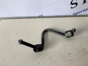 Begagnade Bränsleledning Mercedes C (W203) 2.7 C-270 CDI 20V Pris € 14,95 Marginaltabell erbjuds av Sterparts Mercedes specialist