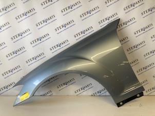 Gebruikte Scherm links-voor Mercedes S (W221) 4.0 S-420 CDI V8 32V Prijs € 274,50 Margeregeling aangeboden door Sterparts Mercedes specialist