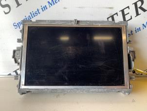 Gebruikte Navigatie Display Mercedes E (W212) E-200 CDI 16V BlueEfficiency,BlueTEC Prijs € 149,50 Margeregeling aangeboden door Sterparts Mercedes specialist