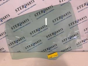 Begagnade Dörrfönster, 4-dörrars, höger bak Mercedes B (W245) 1.7 B-170 16V Pris € 24,95 Marginaltabell erbjuds av Sterparts Mercedes specialist