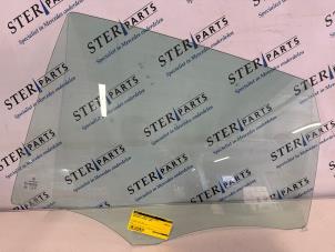 Begagnade Dörrfönster, 4-dörrars, vänster bak Mercedes B (W245) 1.5 B-150 16V Pris € 24,95 Marginaltabell erbjuds av Sterparts Mercedes specialist