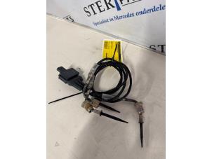Gebruikte Motor Temperatuursensor Mercedes Vito (447.6) 2.0 110 CDI 16V Prijs € 54,45 Inclusief btw aangeboden door Sterparts Mercedes specialist