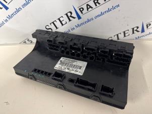 Gebruikte Comfort Module Mercedes C Combi (S203) 2.2 C-200 CDI 16V Prijs € 145,00 Margeregeling aangeboden door Sterparts Mercedes specialist