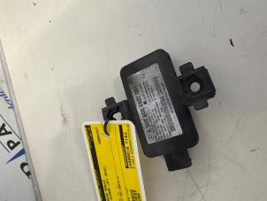 Gebruikte Module bandenspanning Mercedes C (W205) C-350 e 2.0 16V Prijs € 19,50 Margeregeling aangeboden door Sterparts Mercedes specialist