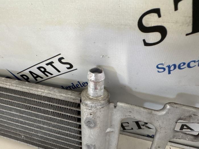 Kylare från en Mercedes-Benz B (W246) Electric Drive 2017