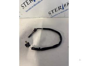 Gebruikte Uitlaat temperatuursensor Mercedes E (W212) E-200 CDI 16V BlueEfficiency,BlueTEC Prijs € 29,95 Margeregeling aangeboden door Sterparts Mercedes specialist