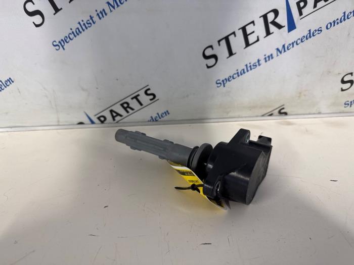 Tändspole från en Mercedes-Benz CLS (C219) 350 3.5 V6 18V 2005