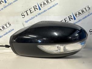 Begagnade Skärmspegel, vänster Mercedes B (W245) 2.0 B-200 16V Turbo Pris € 99,95 Marginaltabell erbjuds av Sterparts Mercedes specialist