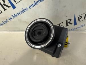 Begagnade Elektronisk tändnyckel Mercedes B (W245) 2.0 B-200 16V Turbo Pris € 94,50 Marginaltabell erbjuds av Sterparts Mercedes specialist