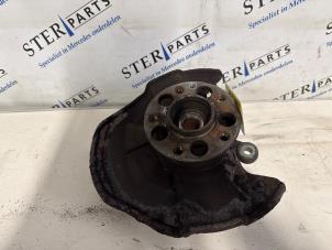 Begagnade Spindel, vänster fram Mercedes B (W245) 2.0 B-200 16V Turbo Pris € 60,00 Marginaltabell erbjuds av Sterparts Mercedes specialist