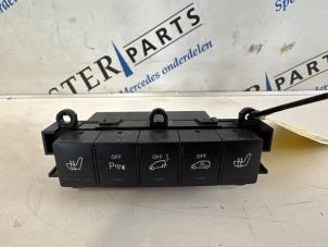 Begagnade Sätesvärmebrytare Mercedes B (W245) 2.0 B-200 16V Turbo Pris € 24,95 Marginaltabell erbjuds av Sterparts Mercedes specialist