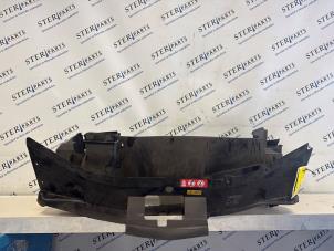 Begagnade Lufttratt Mercedes B (W245) 2.0 B-200 16V Turbo Pris € 60,00 Marginaltabell erbjuds av Sterparts Mercedes specialist