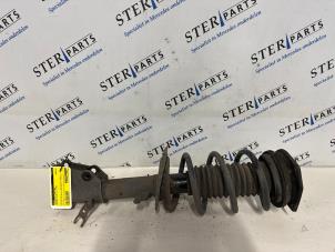 Begagnade Stötdämpare, vänster fram Mercedes Citan (415.6) 1.5 108 CDI Pris € 35,70 Inklusive moms erbjuds av Sterparts Mercedes specialist