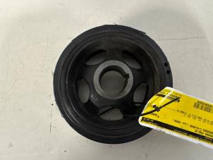 Gebruikte Krukas Poelie Mercedes C Estate (S204) 3.0 C-320 CDI V6 24V 4-Matic Prijs € 45,00 Margeregeling aangeboden door Sterparts Mercedes specialist