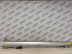 Używane Belka boczna prawa Mercedes CLS Shooting Brake (X218) 350 CDI BlueEfficiency 3.0 V6 24V Cena € 144,95 Procedura marży oferowane przez Sterparts Mercedes specialist