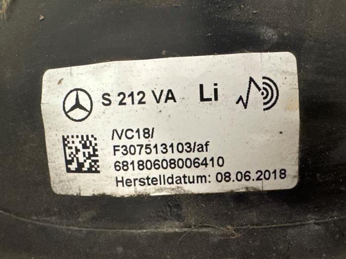 Stötdämparstång, vänster fram från en Mercedes-Benz CLS Shooting Brake (X218) 350 CDI BlueEfficiency 3.0 V6 24V 2013