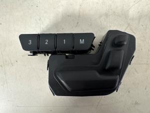 Gebruikte Schakelaar Stoelverstelling Mercedes CLS Shooting Brake (X218) 350 CDI BlueEfficiency 3.0 V6 24V Prijs € 34,95 Margeregeling aangeboden door Sterparts Mercedes specialist
