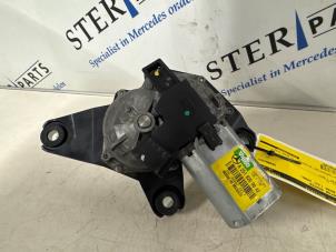 Gebruikte Ruitenwissermotor achter Mercedes R (W251) 3.0 320 CDI 24V 4-Matic Prijs € 44,95 Margeregeling aangeboden door Sterparts Mercedes specialist