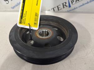 Gebruikte Poelie Krukas Mercedes A (177.0) 2.0 A-220 Turbo 16V Prijs € 19,95 Margeregeling aangeboden door Sterparts Mercedes specialist