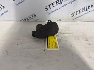 Gebruikte Handrem motor Mercedes E Estate (S213) E-200d 2.0 Turbo 16V Prijs € 29,95 Margeregeling aangeboden door Sterparts Mercedes specialist