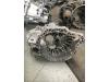 Gearbox from a Renault Trafic New (EL), 2001 / 2014 2.5 dCi 16V 145, CHP, Diesel, 2.464cc, 107kW (145pk), FWD, G9U630; EURO4, 2006-08 / 2014-06, EL 2010
