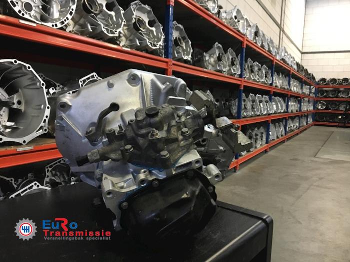 Versnellingsbak van een Fiat Punto III (199) 0.9 TwinAir 2014