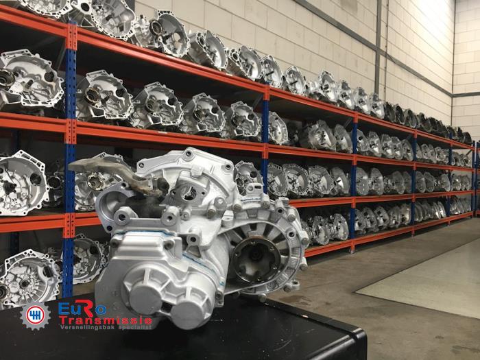 Versnellingsbak van een Volkswagen Touran (1T3) 1.4 16V TSI 140 2014