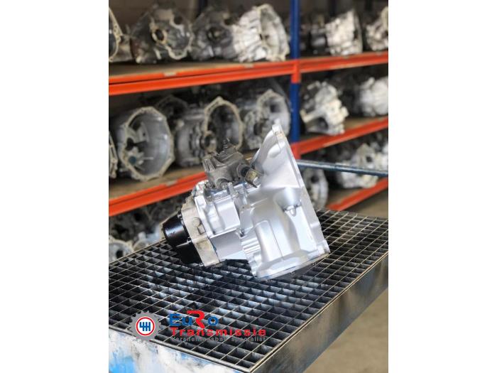 Boîte de vitesse d'un Opel Corsa E 1.4 16V Bi-Fuel 2016