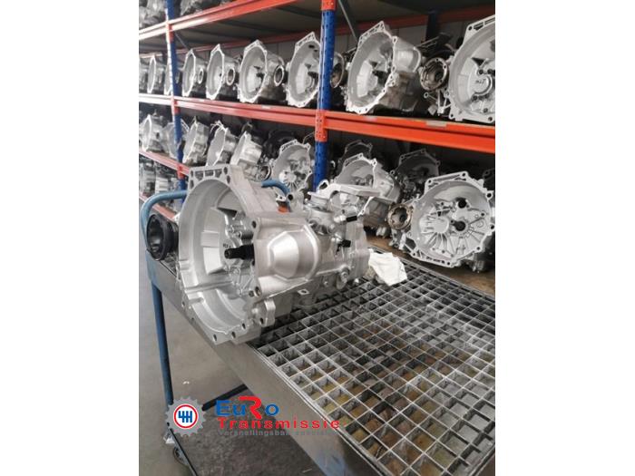 Boîte de vitesse d'un Volkswagen Touran (1T3) 1.6 TDI 16V Bluemotion Technology 2011