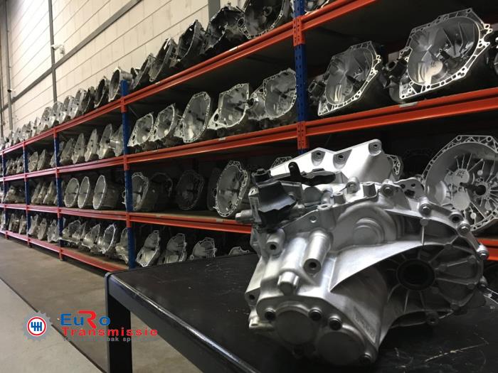 Caja de cambios de un Ford Focus 3 1.6 TDCi 16V ECOnetic 2013