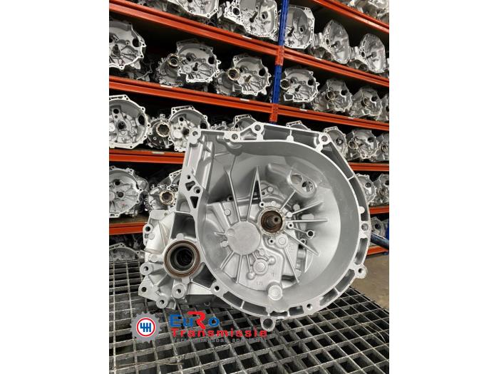 Gearbox from a Ford Focus 3 1.0 Ti-VCT EcoBoost 12V 100 2017